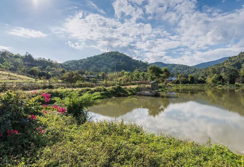 호텔 Chiangrai Lake Hill