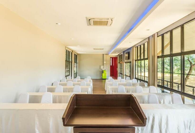 호텔 Chiangrai Lake Hill