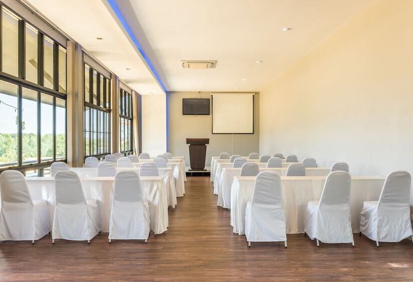 호텔 Chiangrai Lake Hill