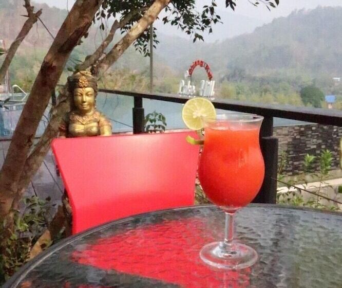 호텔 Chiangrai Lake Hill