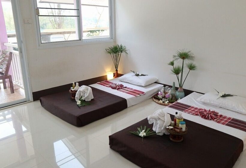 호텔 Chiangrai Lake Hill