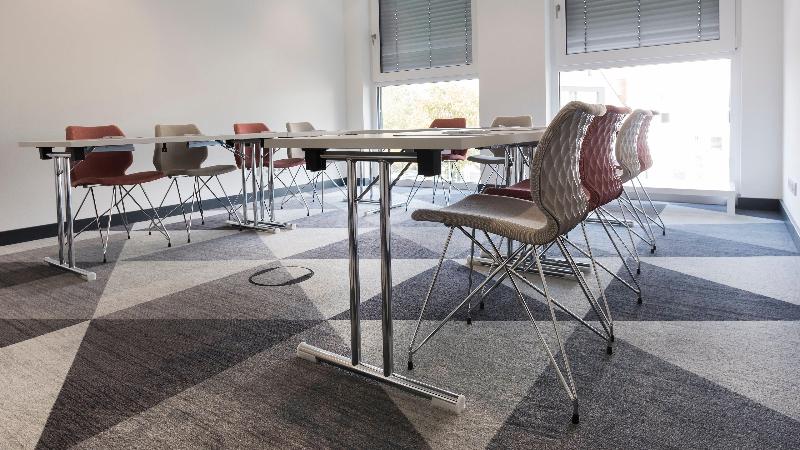 호텔 Holiday Inn Express Wiesbaden, An Ihg