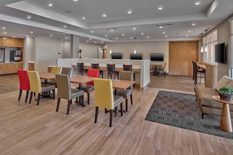 בית מלון כפרי Towneplace Suites By Marriott Edmonton Sherwood Park