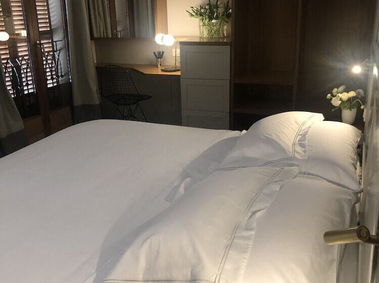 فندق Vila Damunt