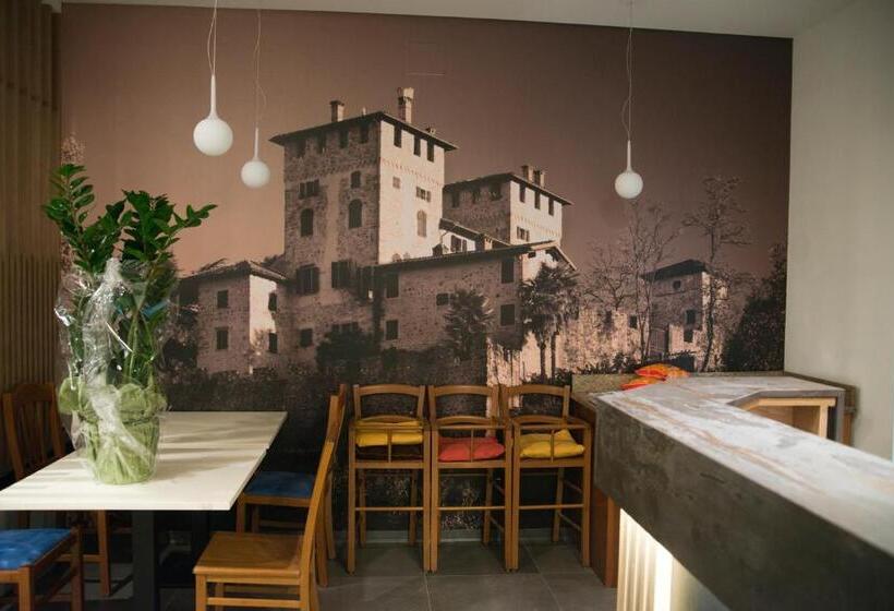 פנסיון Albergo Ristorante Sottocastello