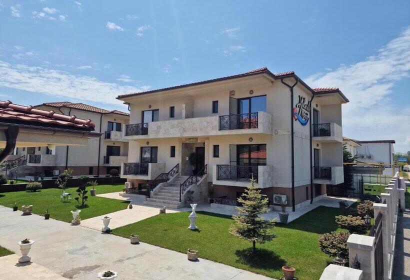 פנסיון Valurile Mării Vama   Veche