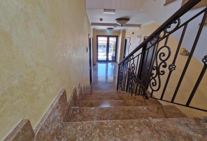 פנסיון Valurile Mării Vama   Veche