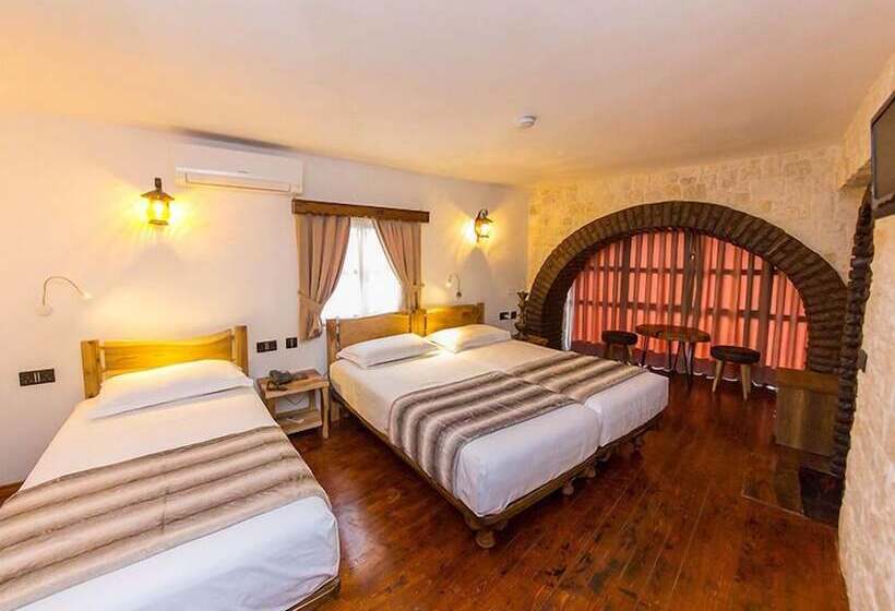 בית מלון כפרי Heraklis