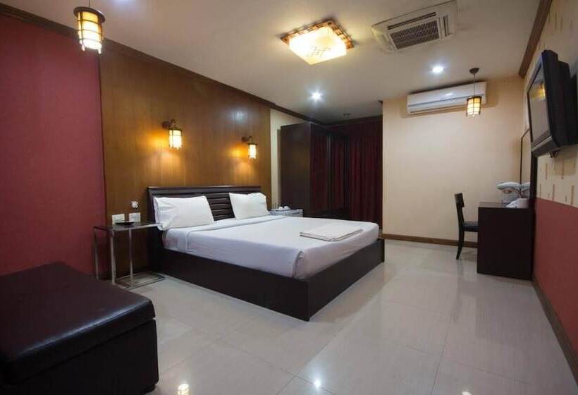 호텔 Khon Kaen Ruenrom