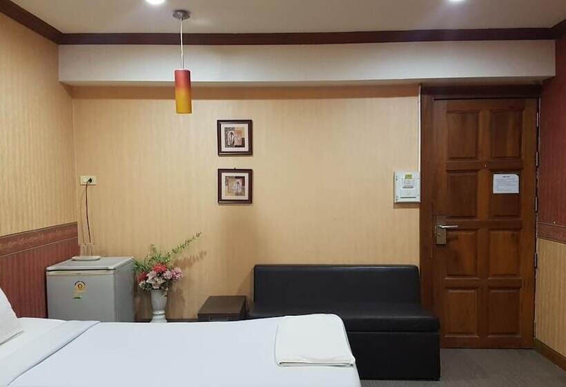 호텔 Khon Kaen Ruenrom