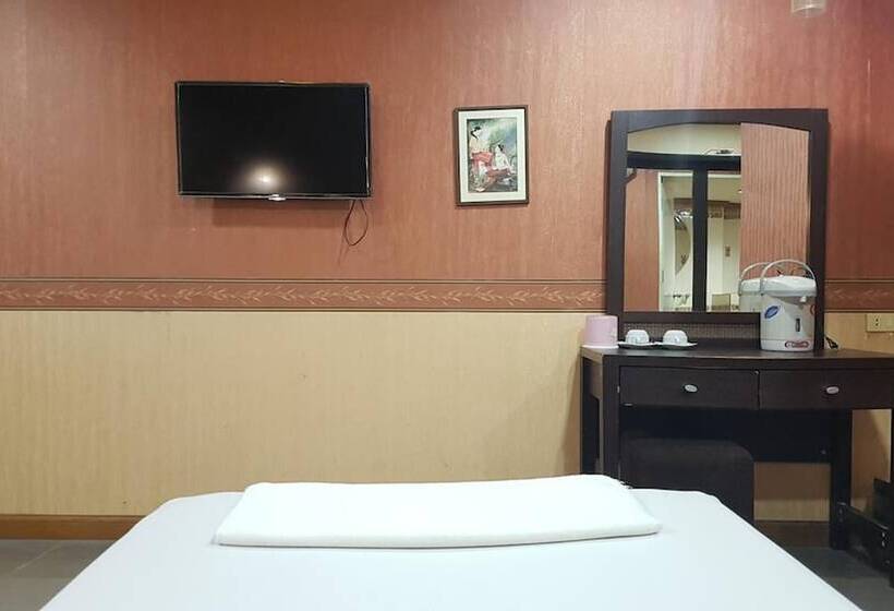 호텔 Khon Kaen Ruenrom