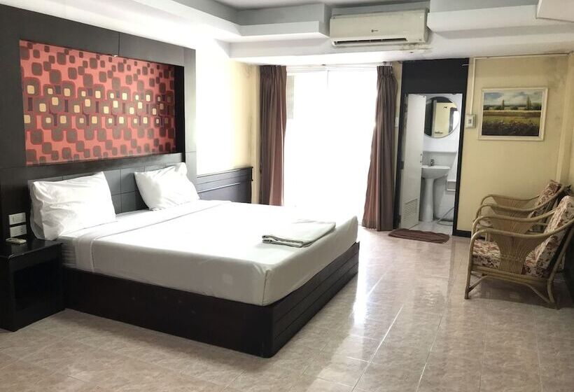 호텔 Khon Kaen Ruenrom