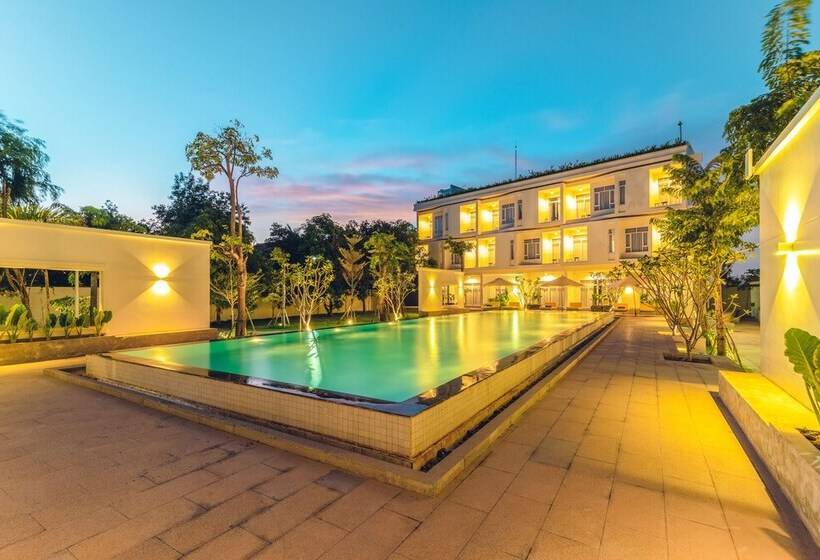 هتل Molito Blanc Postel