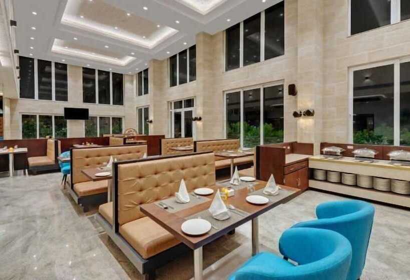 בית מלון כפרי The Fern Residency, Satara Maharashtra