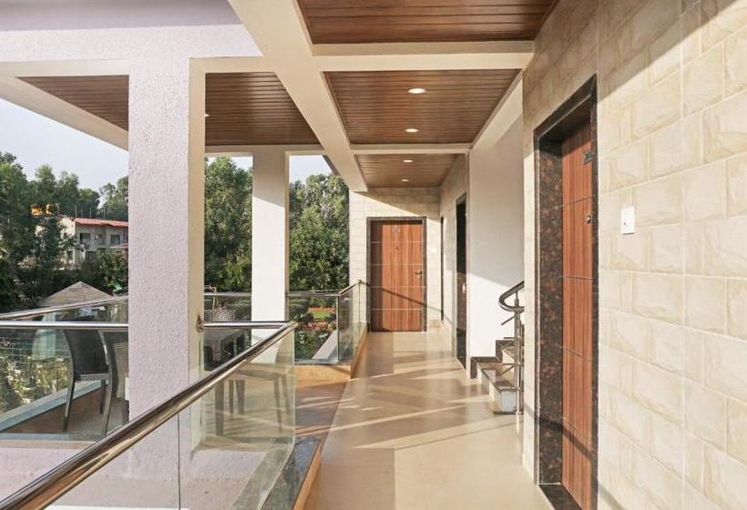 Отель Treebo Trend Prince Palace