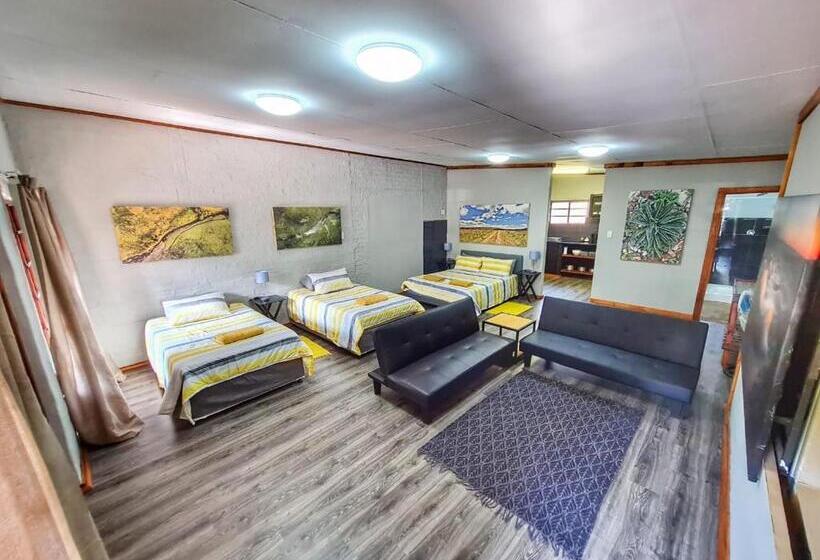 Пансион The Elements