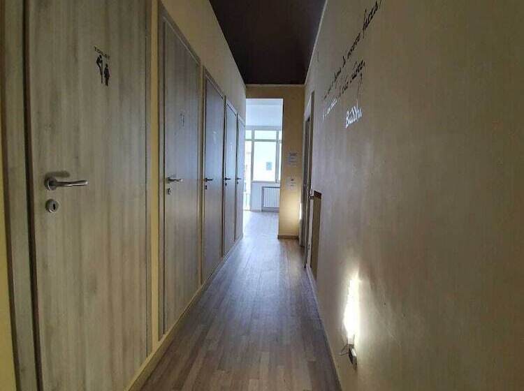 הוסטל Cconforthotels Host Bari Centrale Self Check In