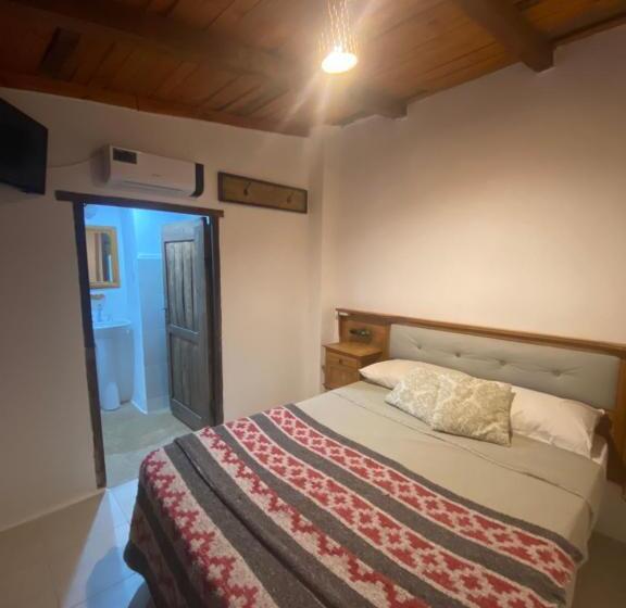 ユースホステル Hostal Tierra Andina Cafayate