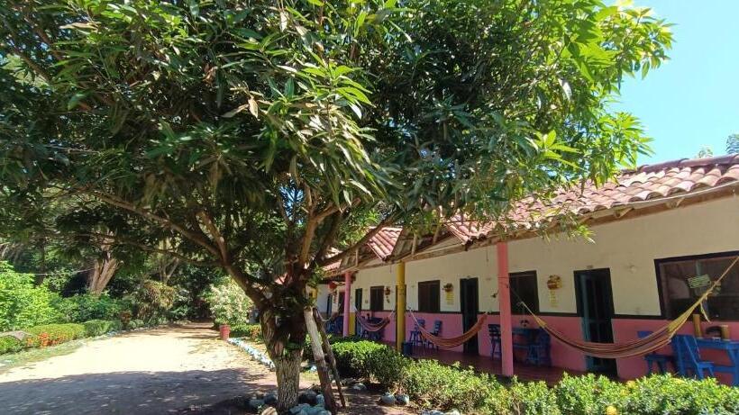 ホテル Cabañas San Sebastian