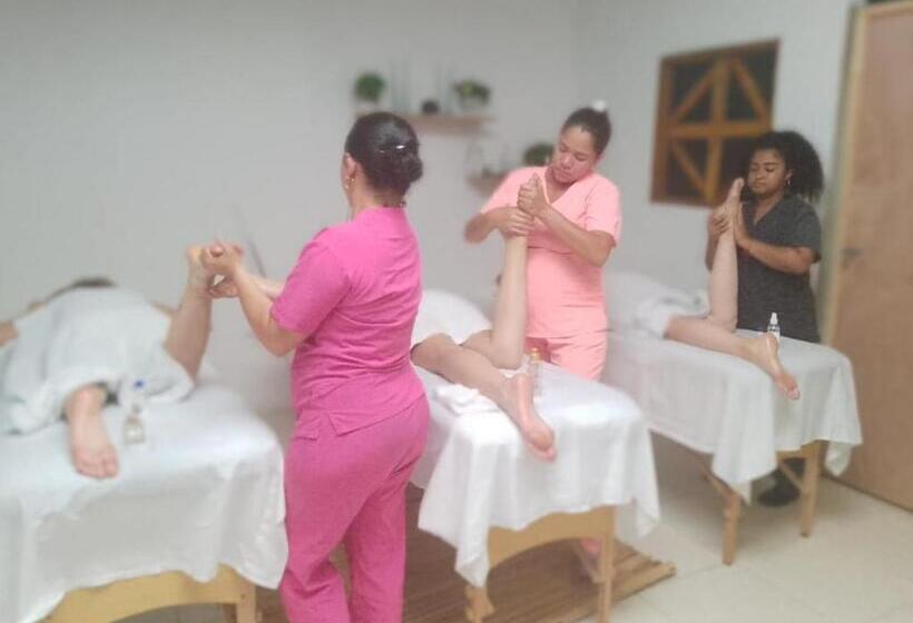 ホテル Cabañas San Sebastian