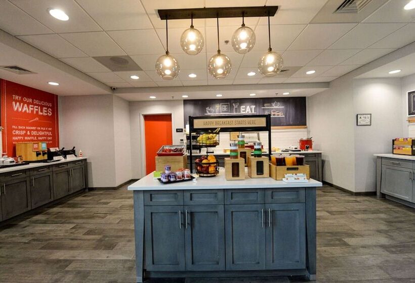 فندق Hampton Inn & Suites Lenoir