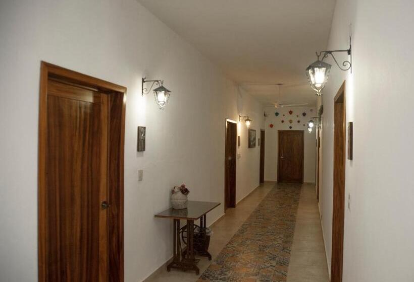 בית מלון כפרי La Familia