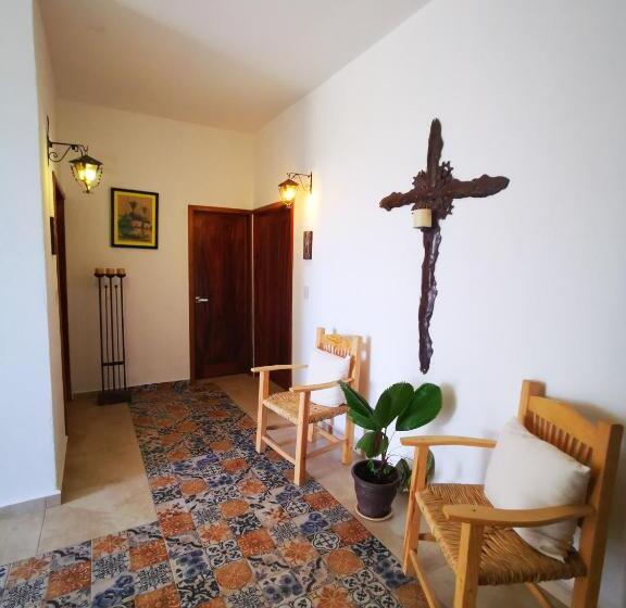 בית מלון כפרי La Familia