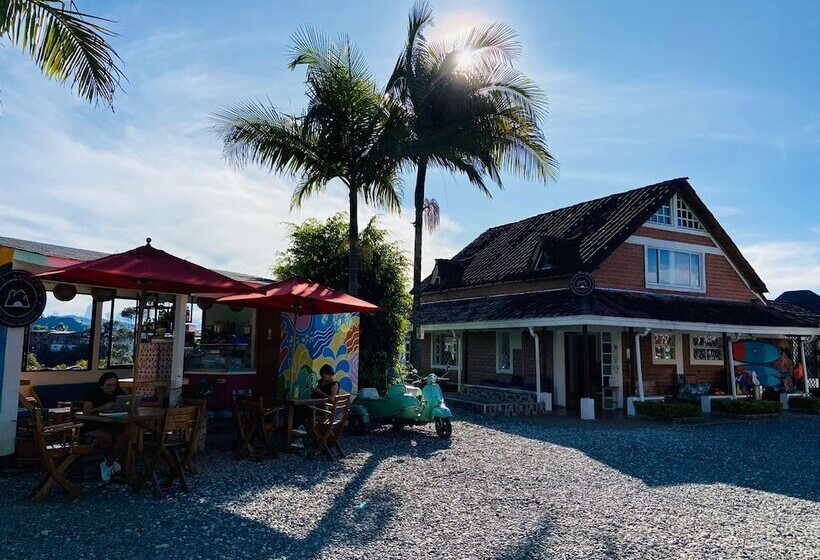 בית מלון כפרי La Madriguera