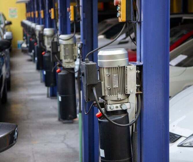 ホテル Lira Solo Adultos