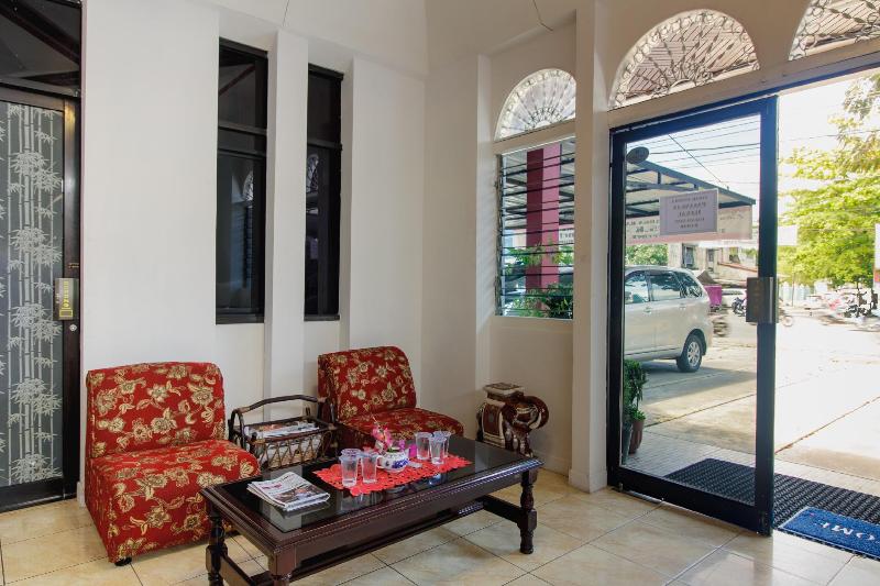 호텔 Reddoorz Syariah Near Universitas Negeri Padang