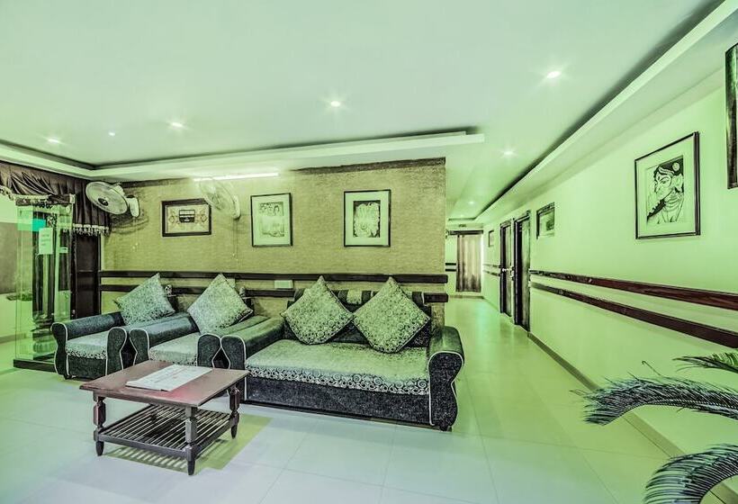 Oyo 33504 Hotel Anamda Inn