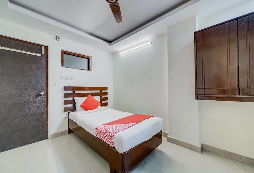 Oyo 33504 Hotel Anamda Inn