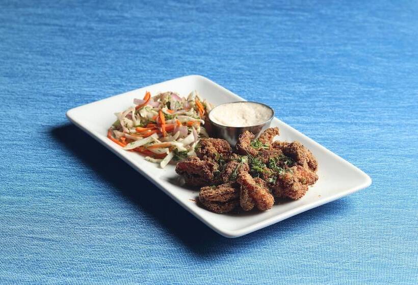 Пансион Elvins Place By Amm