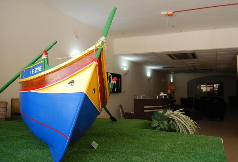 پانسیون Tarona Guesthouse