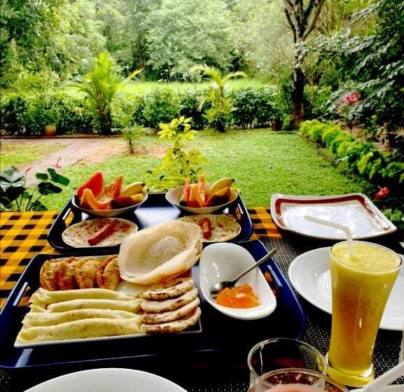 ペンション The Cattleya Guest House Sigiriya