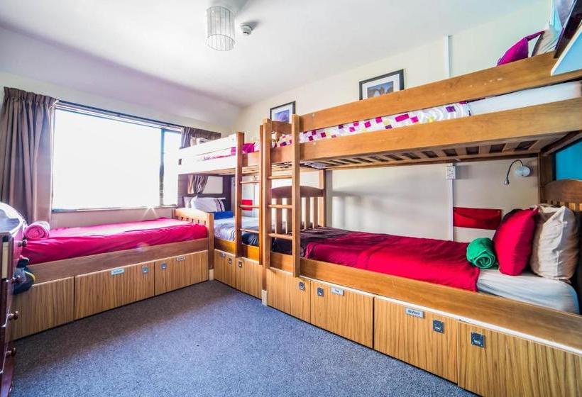 Adventure Queenstown Hostel