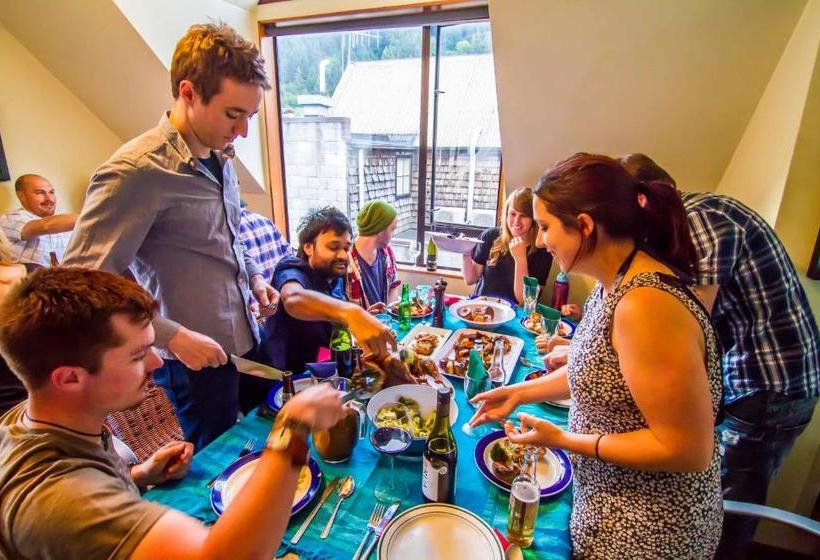 Adventure Queenstown Hostel