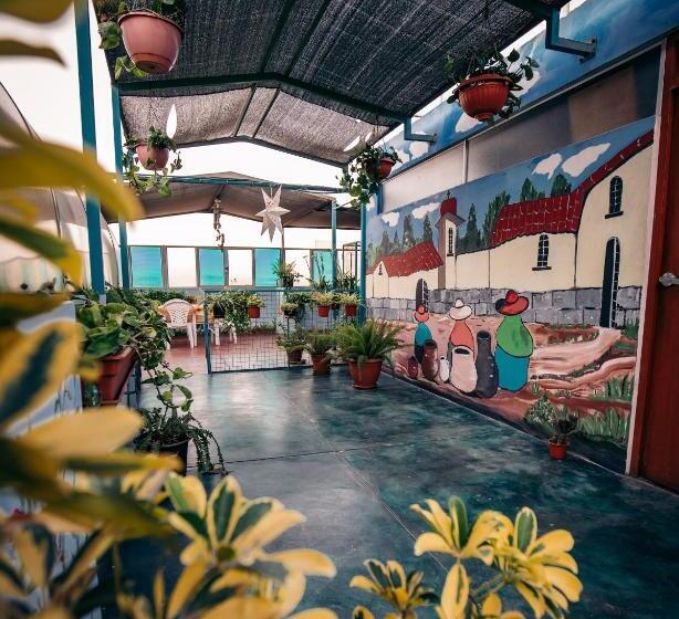 호스텔 Mama Backpackers