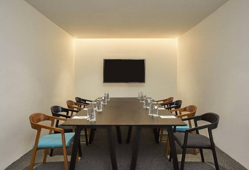 Artotel Gajahmada Semarang