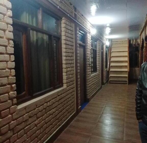 Garhwal Resort, Raithal, Bhatwari, Uttarkashi