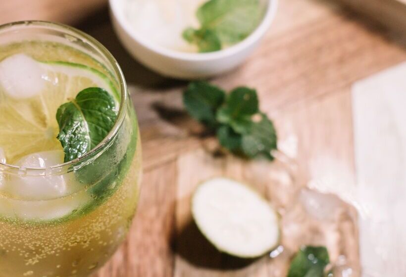 Guilin Bonjour Boutique Hotel  Free Pick Up Service Over 3 Nights