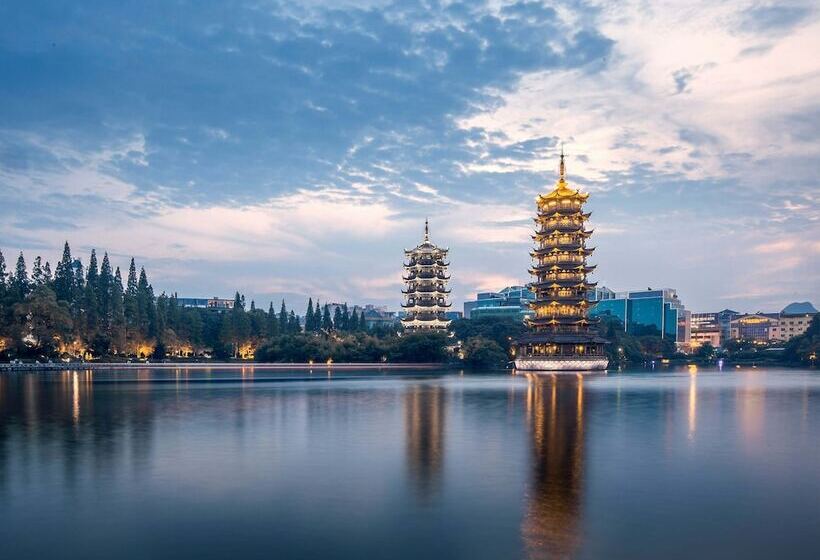 Guilin Bonjour Boutique Hotel  Free Pick Up Service Over 3 Nights