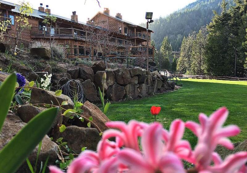 فندق Callahan S Mountain Lodge