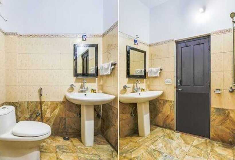 Fabhotel Pramila Inn