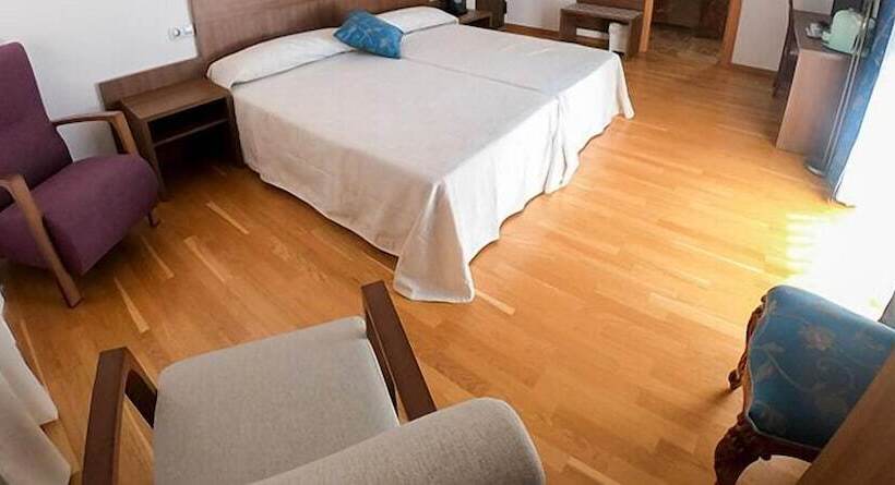 ホテル Palacio Barón De Andilla