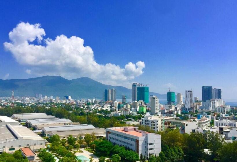 Roliva Hotel & Apartment Danang