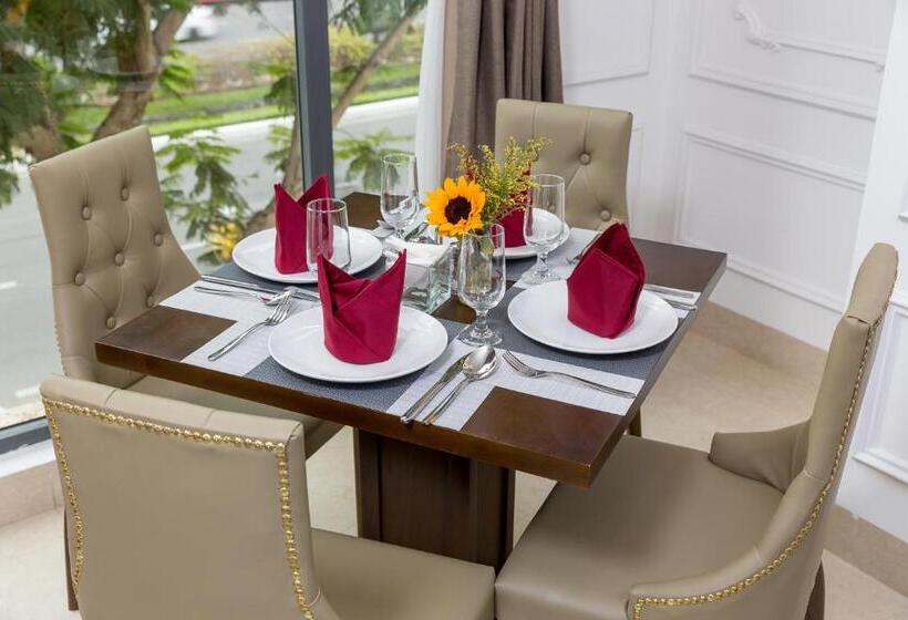 Roliva Hotel & Apartment Danang