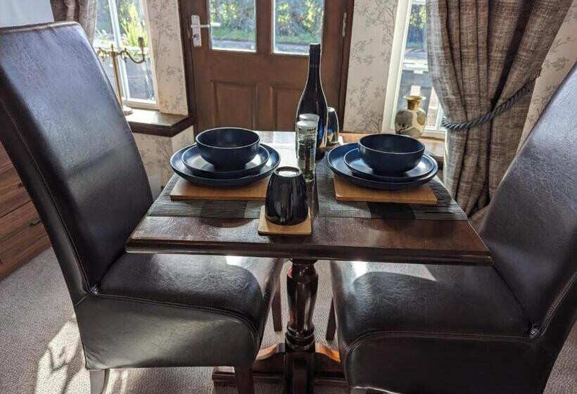 ホテル Tafarn Y Waen   Guesthouse