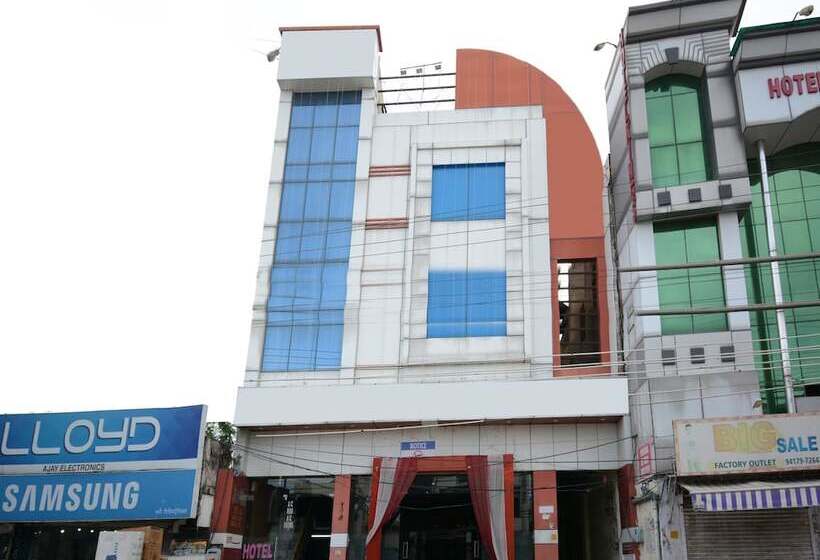 Oyo 30358 Hotel Asia Palace