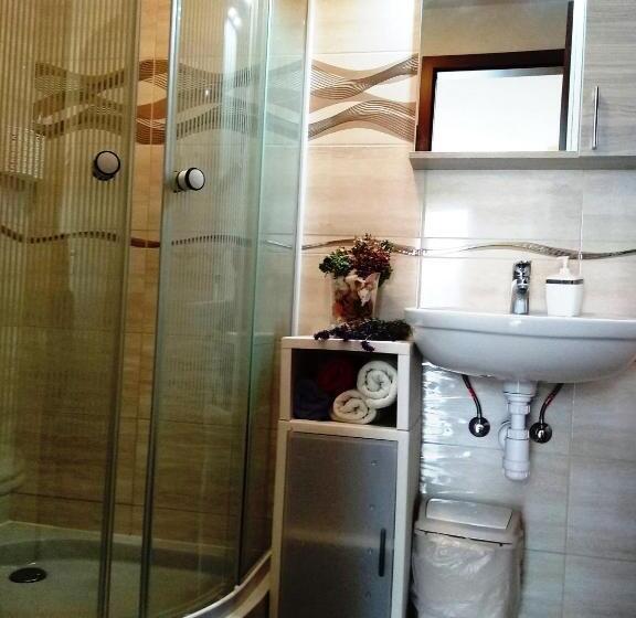 پانسیون Tulipán Apartmanház